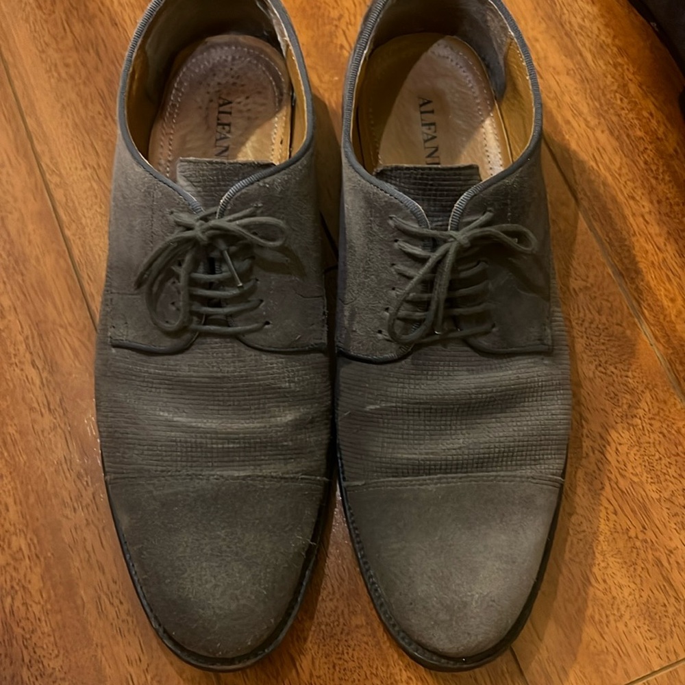 Men’s Alfani dress shoe